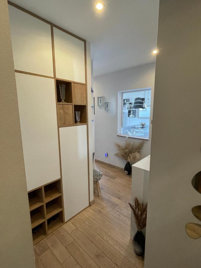 Guest Room "We Are With You In This Flat" ストラスブール エクステリア 写真